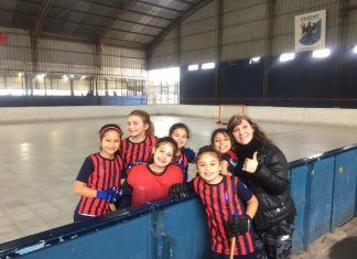 Las Minis de Hockey se presentaron en Ciudad